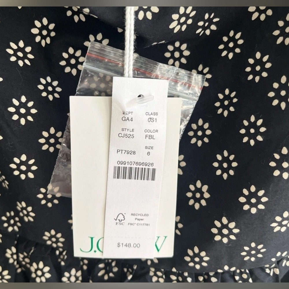 J. CREW Squareneck Midi Dress in Block Print in Black & Ivory/ Cream Sz. 6
$148 - Picture 3 of 4
